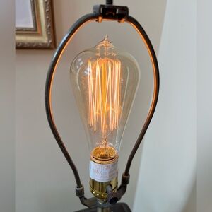 NEW Brightech Edison Light Bulb 40W Base E26 Clear Glass With Box Working